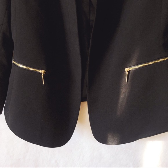 Anne Klein Black with Gold Zipper pockets Blazer - Picture 2 of 12